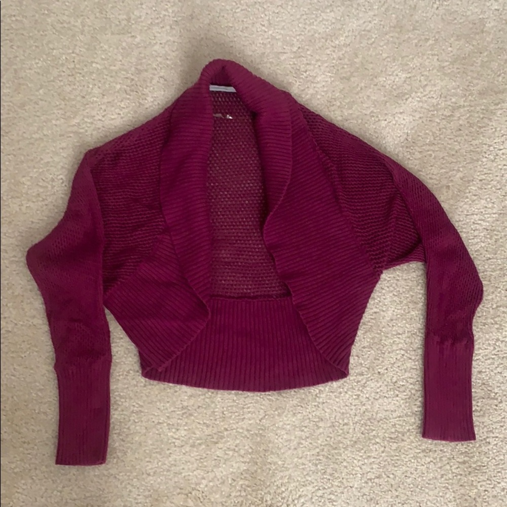 Women’s medium athleta crop yoga sweater
